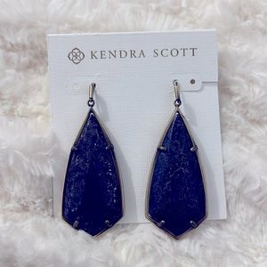 *VINTAGE* NWT Kendra Scott Caroline Blue Lapis Earrings